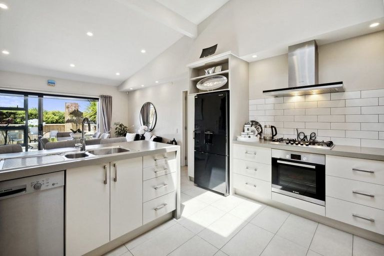 Photo of property in 44 Mo Street, Camborne, Porirua, 5026