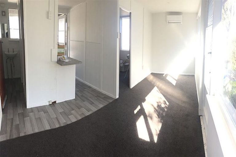 Photo of property in 8/23 Frederick Street, Waltham, Christchurch, 8011