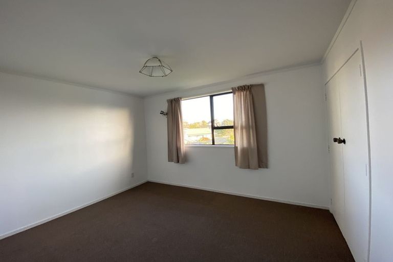 Photo of property in 26 Murvale Drive, Bucklands Beach, Auckland, 2014