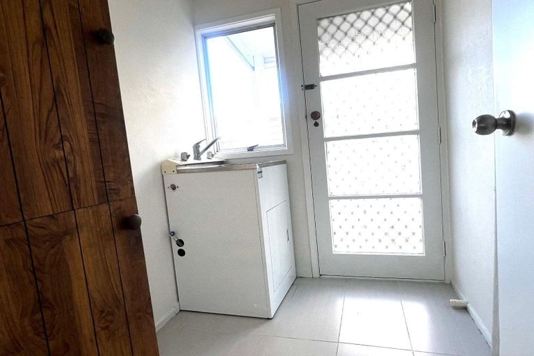 Photo of property in 11 Tyndrum Place, Highland Park, Auckland, 2010
