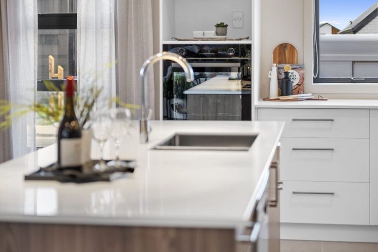 Photo of property in 37 Earp Crescent, Chartwell, 3210