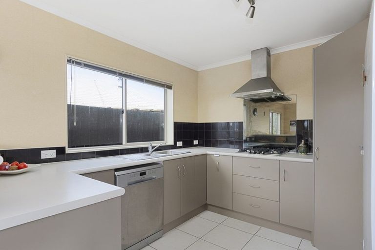 Photo of property in 21b Bayfair Drive, Mount Maunganui, 3116
