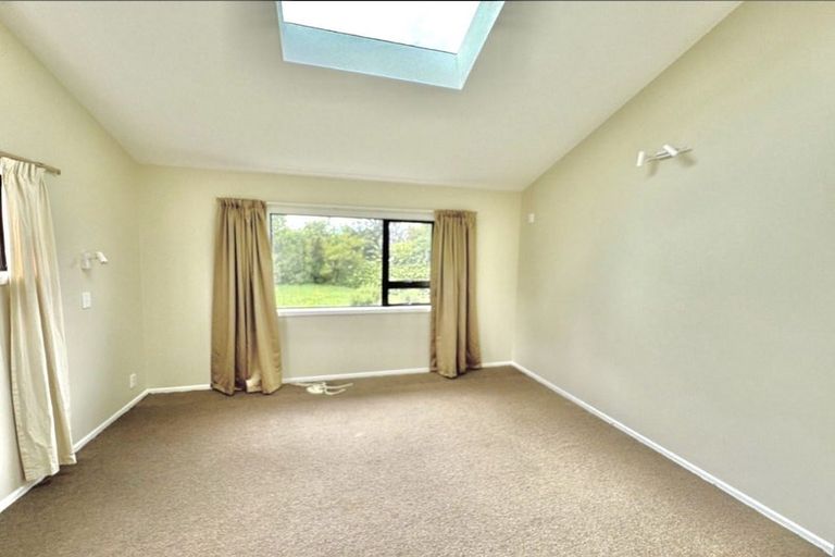 Photo of property in 38 Garth Road, Levin, 5571