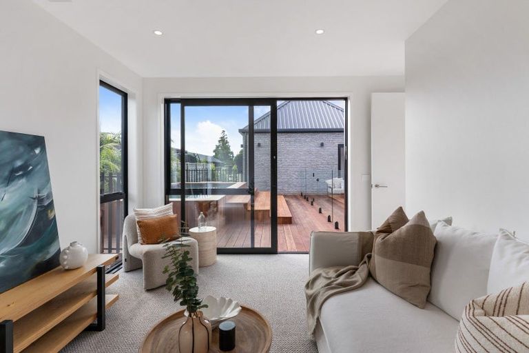 Photo of property in 21 William Gilbert Drive, Mangawhai, 0505