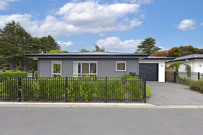 Photo of property in 361 Avonhead Road, Avonhead, Christchurch, 8042