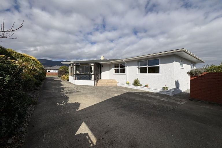 Photo of property in 22 Tennyson Crescent, Stoke, Nelson, 7011