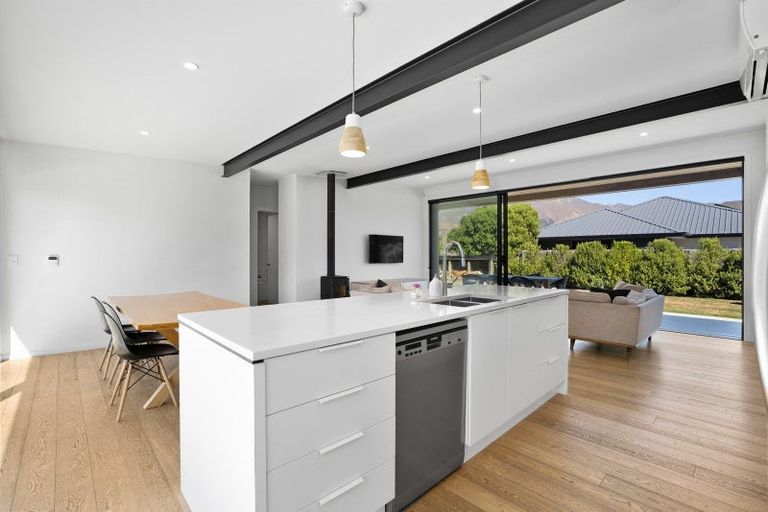 Photo of property in 220a Aubrey Road, Wanaka, 9305