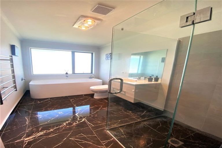Photo of property in 2/85 Whitmore Street, Kihikihi, Te Awamutu, 3800