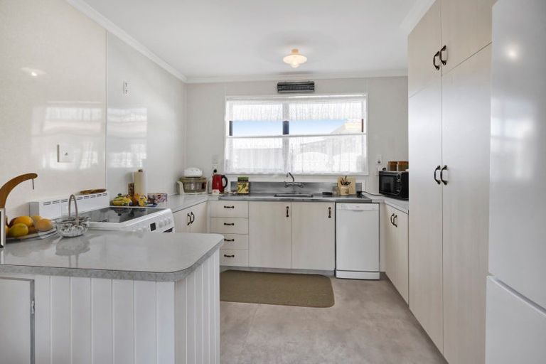 Photo of property in 21c Cassandra Street, Stratford, 4332
