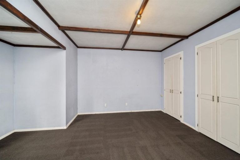 Photo of property in 160 Waihi Road, Hawera, 4610