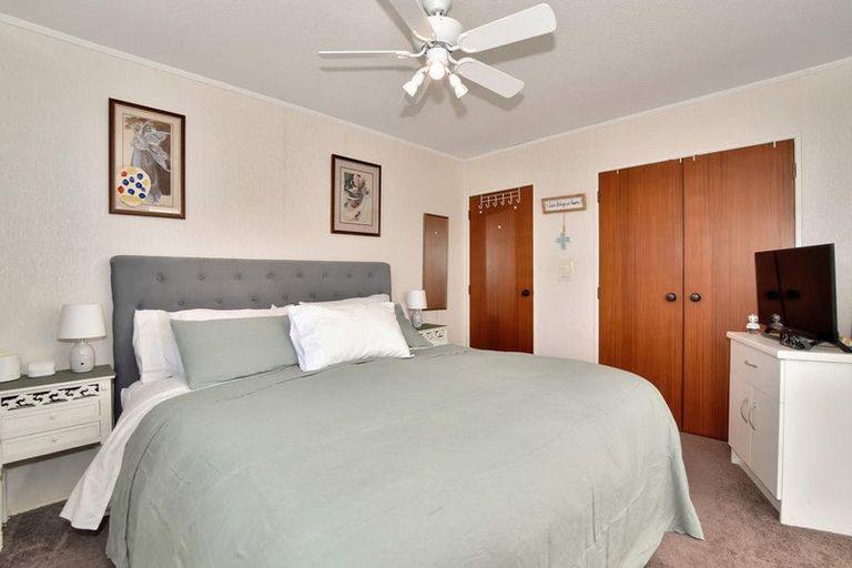 Photo of property in 4 Aintree Place, Mount Maunganui, 3116