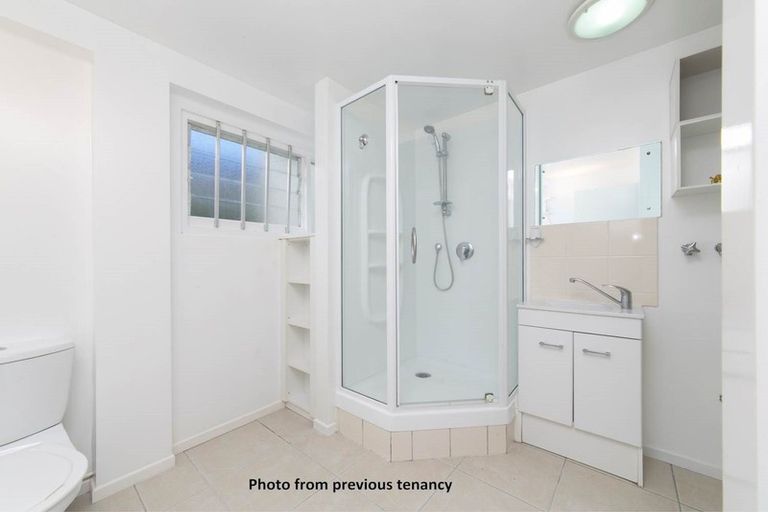 Photo of property in 108 Captain Scott Road, Glen Eden, Auckland, 0602
