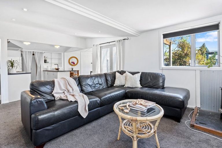 Photo of property in 16 Penfold Square, Leithfield, 7481