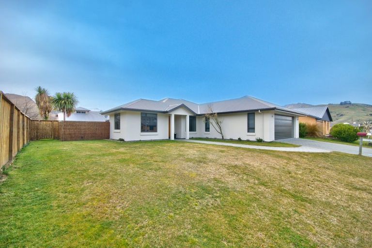 Photo of property in 75 Howards Drive, Lake Hayes, Queenstown, 9304