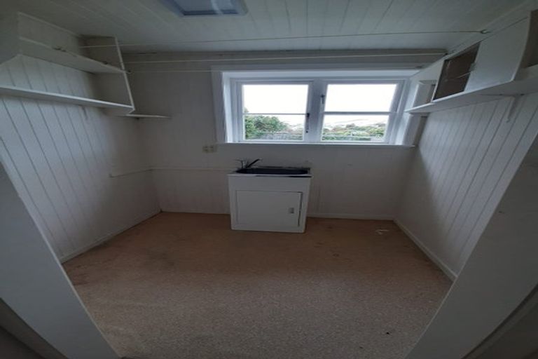 Photo of property in 38 Sunshine Avenue, Karori, Wellington, 6012