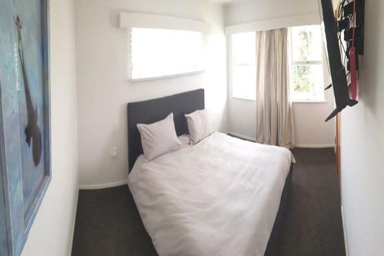 Photo of property in 6 Lake Crescent, Takaka, 7110