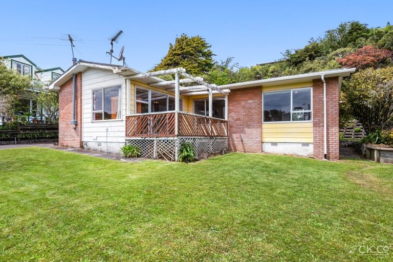 Photo of property in 13 Christchurch Crescent, Kelson, Lower Hutt, 5010