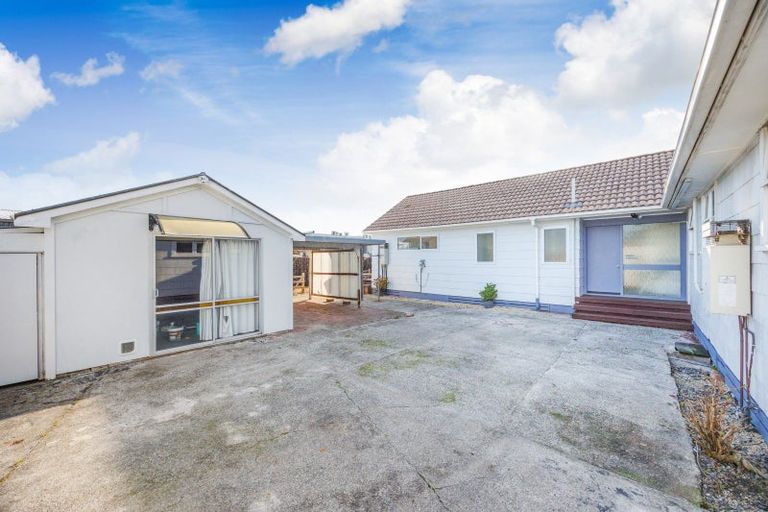 Photo of property in 6 Thames Street, Roslyn, Palmerston North, 4414