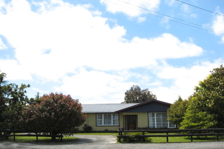 Photo of property in 103 Derby Street, Westport, 7825