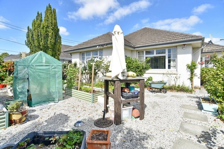 Photo of property in 5 Ethne Street, Mairehau, Christchurch, 8013