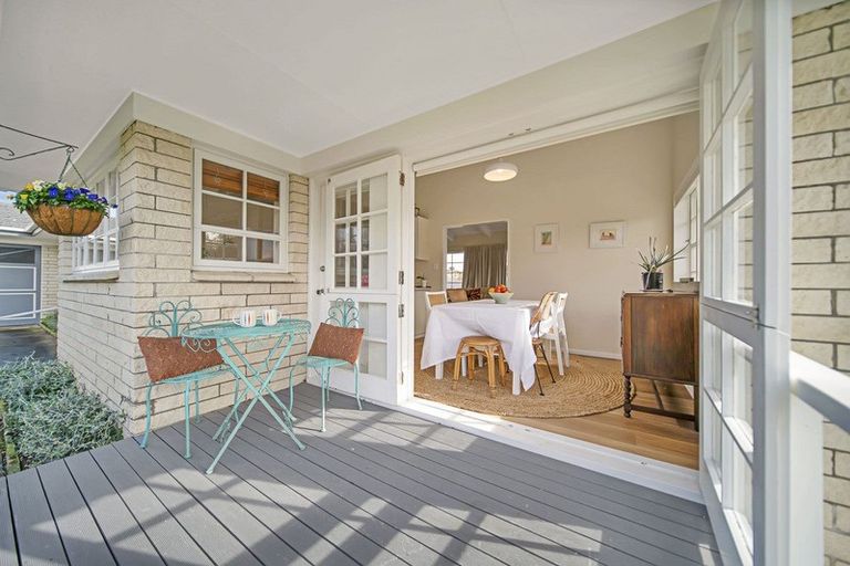 Photo of property in 25 Meachen Terrace, Waiuku, 2123