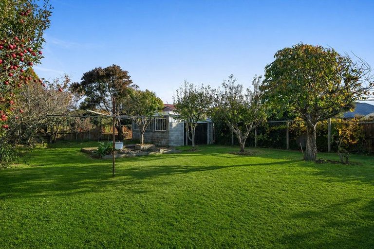 Photo of property in 43 Bevington Street, Avonhead, Christchurch, 8042