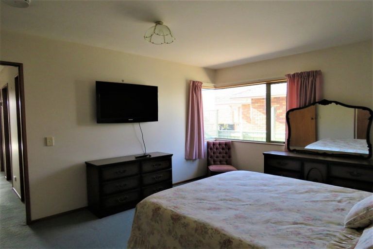 Photo of property in 4 Rochfort Place, Westport, 7825