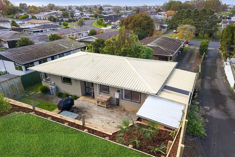 Photo of property in 432a Kahikatea Drive, Dinsdale, Hamilton, 3204