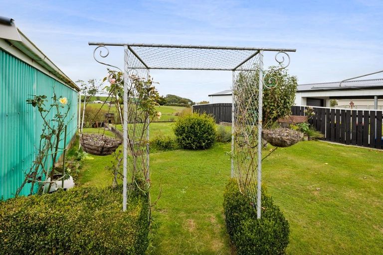 Photo of property in 112 Stanners Street, Eltham, 4322