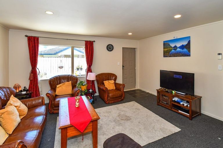 Photo of property in 30 Manston Road, Mangere, Auckland, 2022