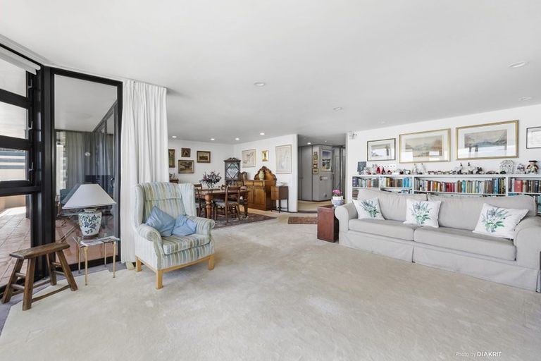 Photo of property in 260u6 Oriental Parade, Oriental Bay, Wellington, 6011