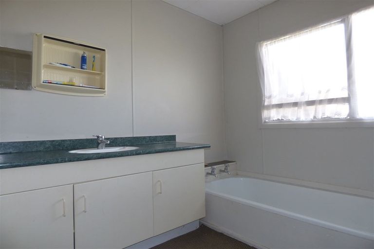 Photo of property in 103-105 Phillips Avenue, Otorohanga, 3900