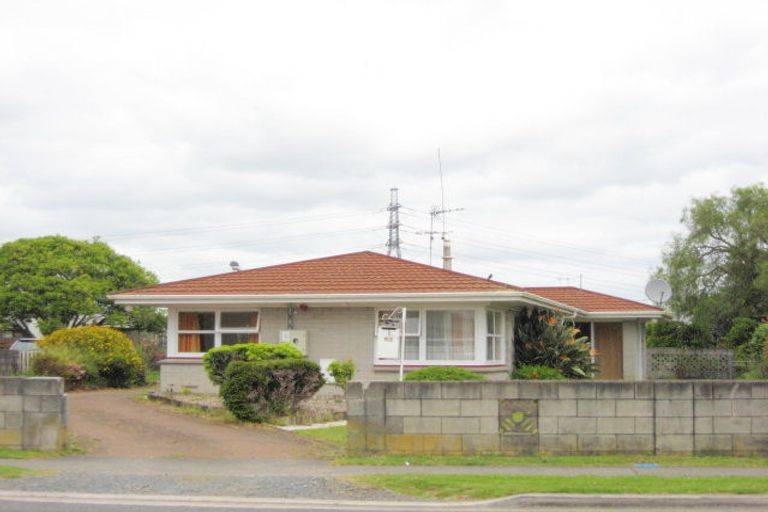 Photo of property in 93-95 Manuroa Road, Takanini, 2112