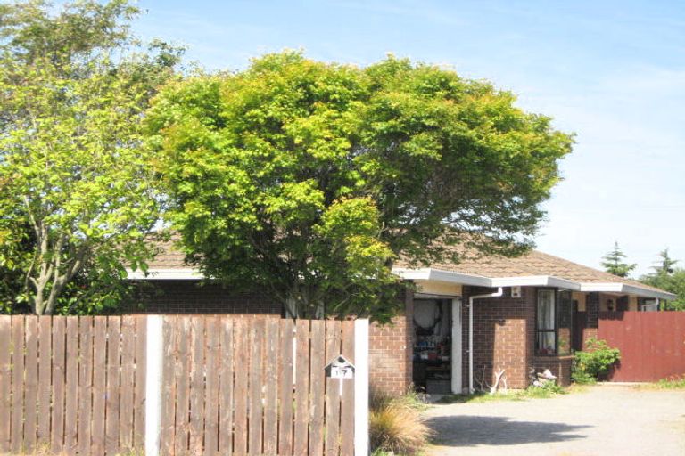 Photo of property in 17 Bicknor Street, Templeton, Christchurch, 8042