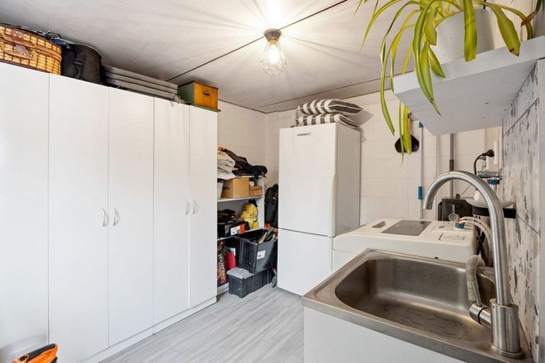 Photo of property in 78 Princes Street, Cambridge, 3434