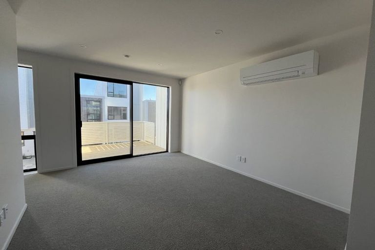 Photo of property in 23 Kamahi Place, Paraparaumu, 5032