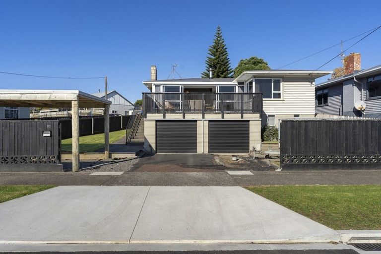 Photo of property in 113 Ngamotu Road, Spotswood, New Plymouth, 4310