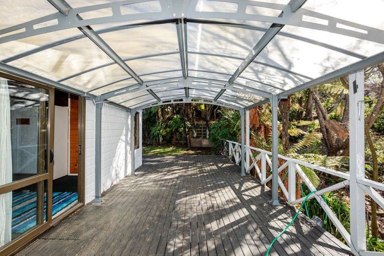 Photo of property in 1 Carlson Street, Dannevirke, 4930