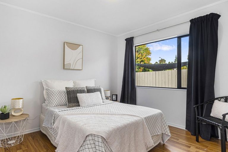 Photo of property in 5b James Cook Drive, Welcome Bay, Tauranga, 3112