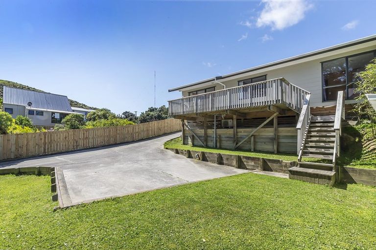 Photo of property in 37a Thornley Street, Titahi Bay, Porirua, 5022