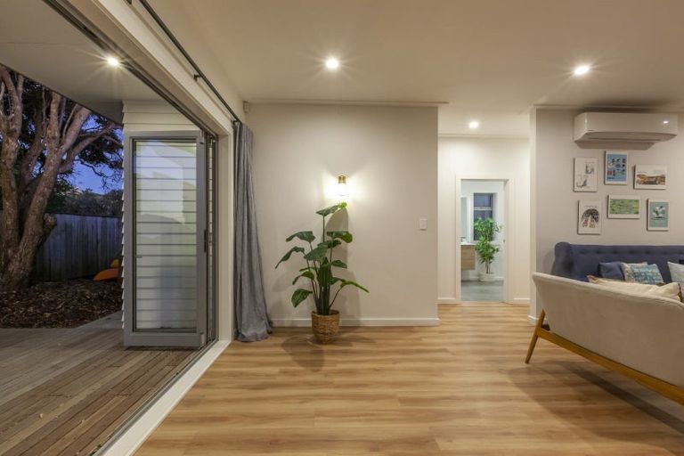 Photo of property in 68 Marine Parade, Paraparaumu Beach, Paraparaumu, 5032