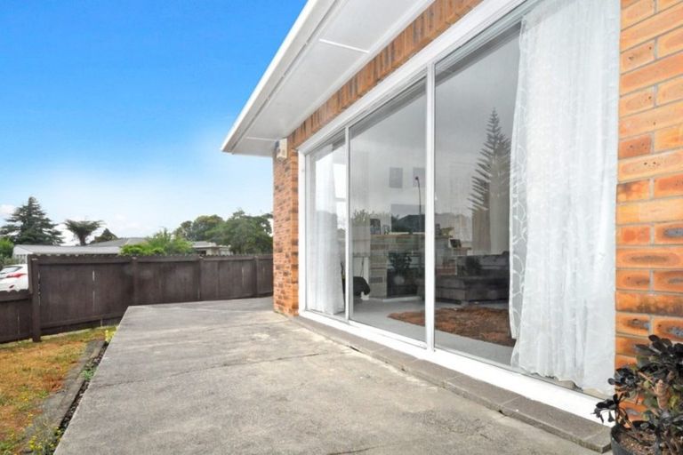 Photo of property in 14 Harper Street, Papakura, 2110