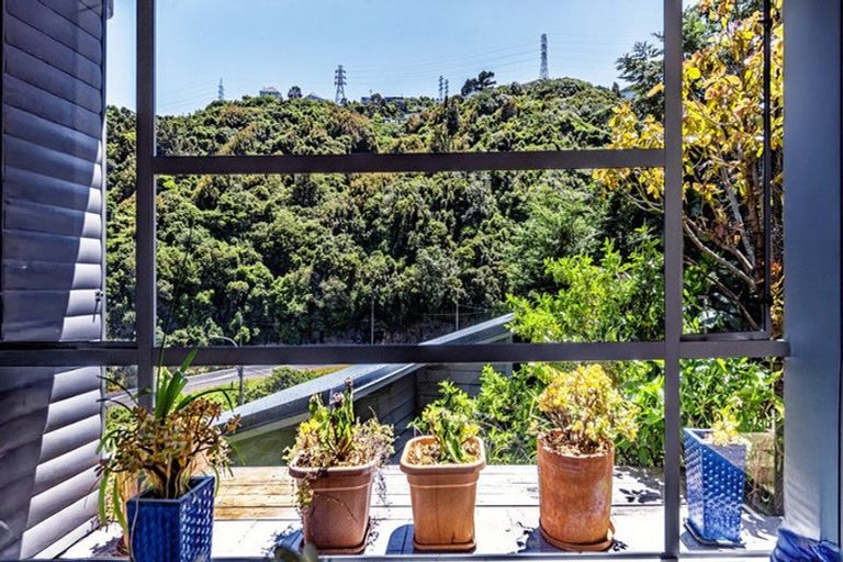 Photo of property in 17u2 Blackbridge Road, Wadestown, Wellington, 6012