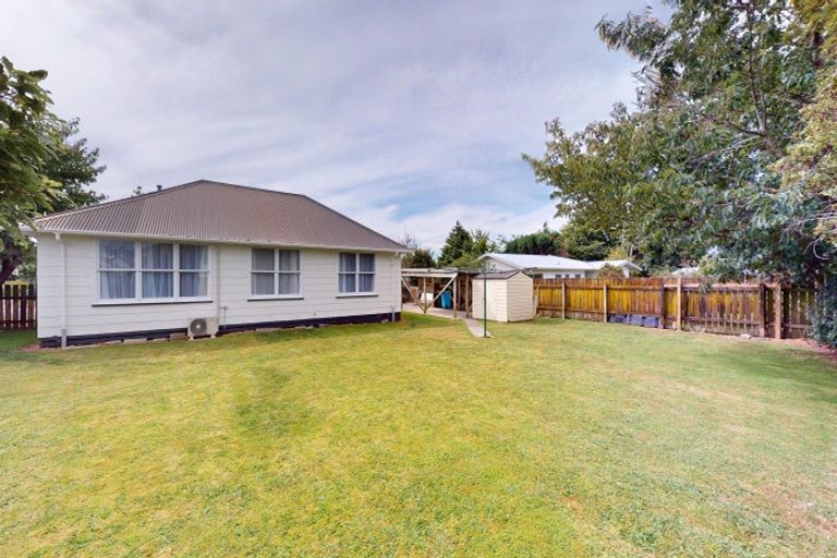 Photo of property in 14 Vincent Drive, Levin, 5510