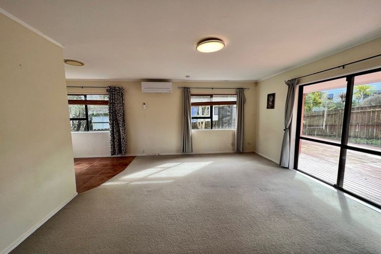 Photo of property in 1/42 Gatman Street, Birkdale, Auckland, 0626