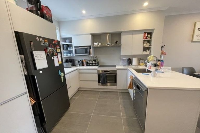 Photo of property in 20 Hobsonville Point Road, Hobsonville, Auckland, 0616