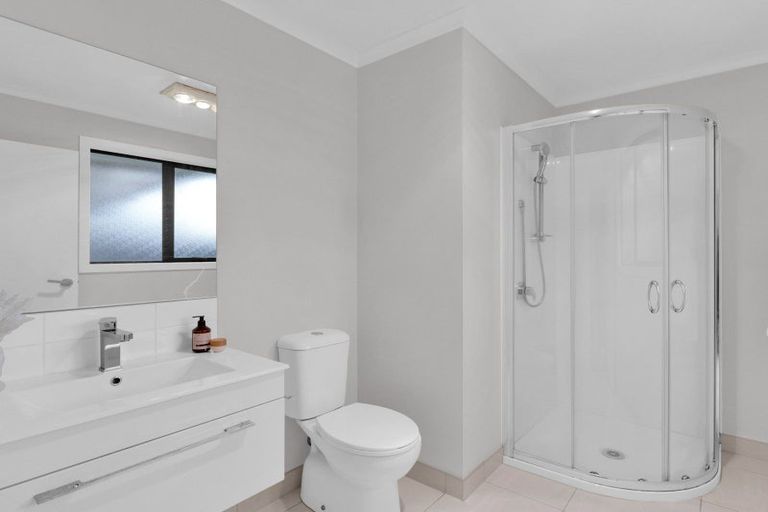 Photo of property in 15 Faber Place, Rototuna North, Hamilton, 3210