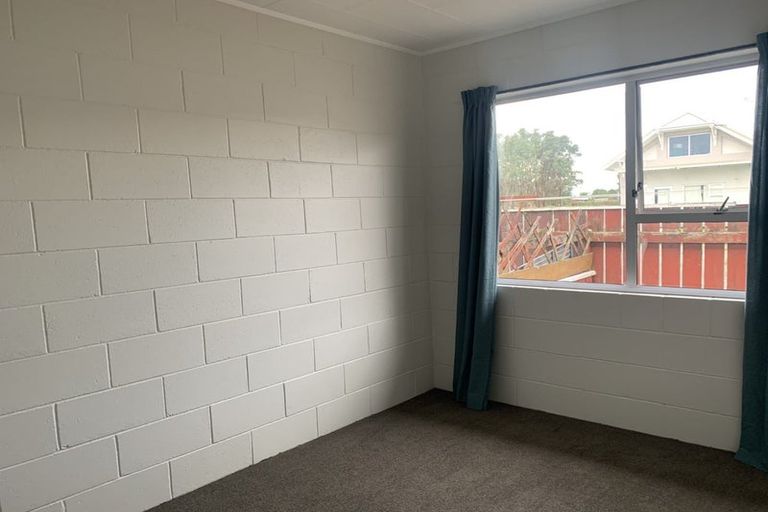 Photo of property in 12c Brougham Street, Westport, 7825