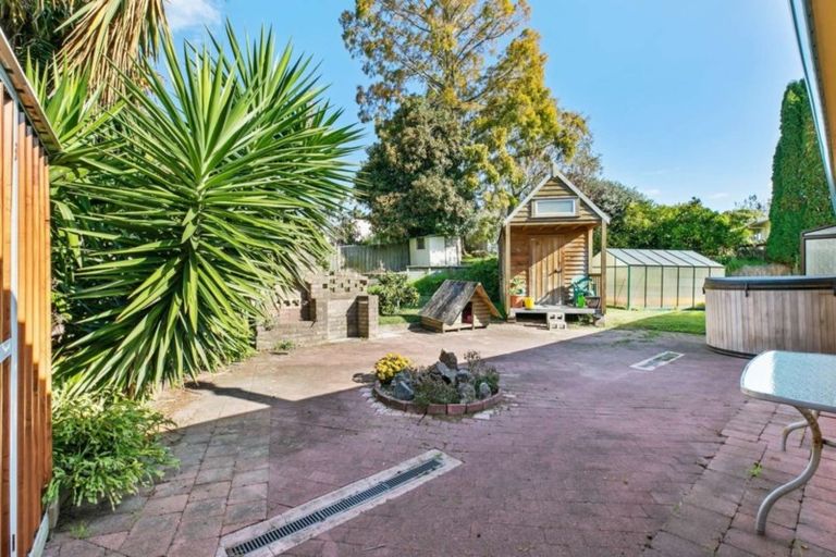 Photo of property in 4 Milsom Place, Te Puke, 3119