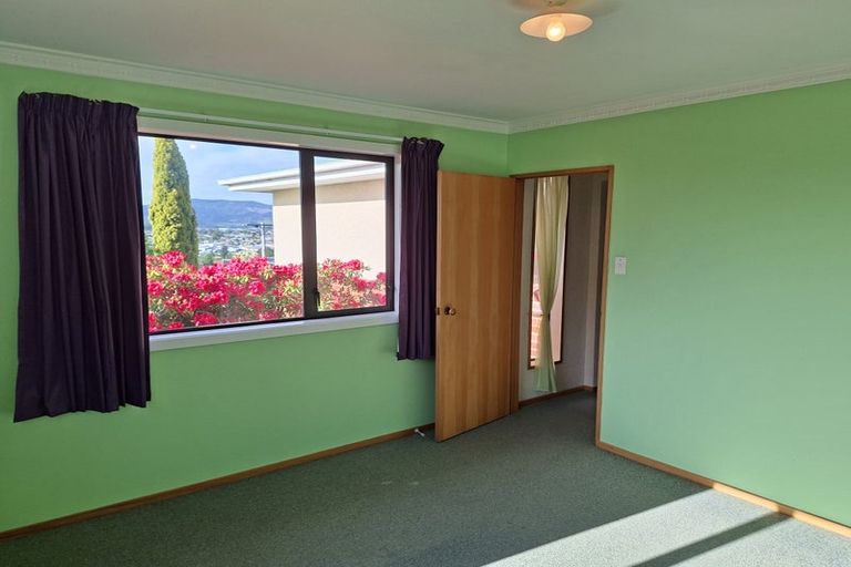 Photo of property in 10 Braeside, Kinmont Park, Mosgiel, 9024